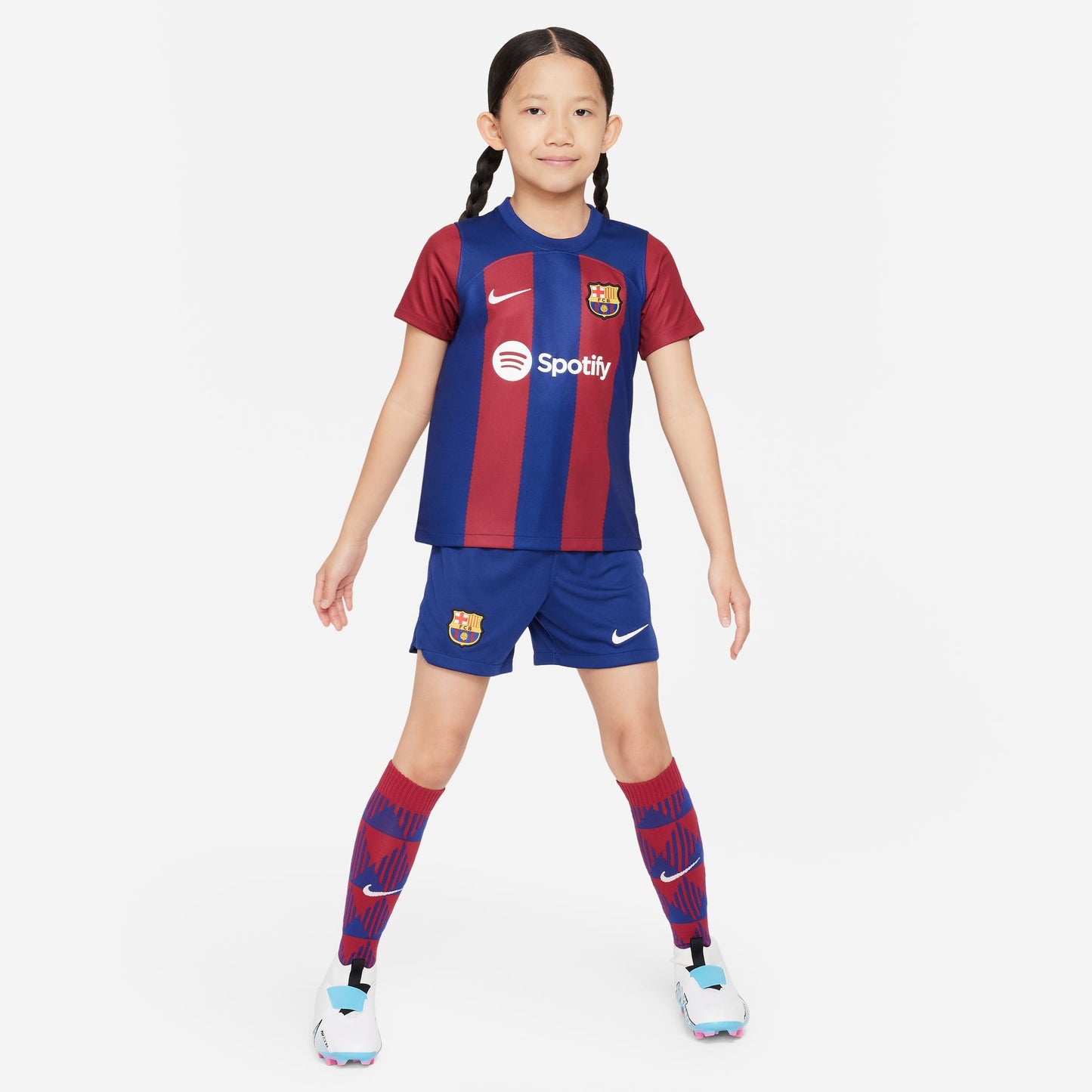 Barcelona Home 23/24 Younger Kids' Nike Dri-FIT 3-Piece Kit