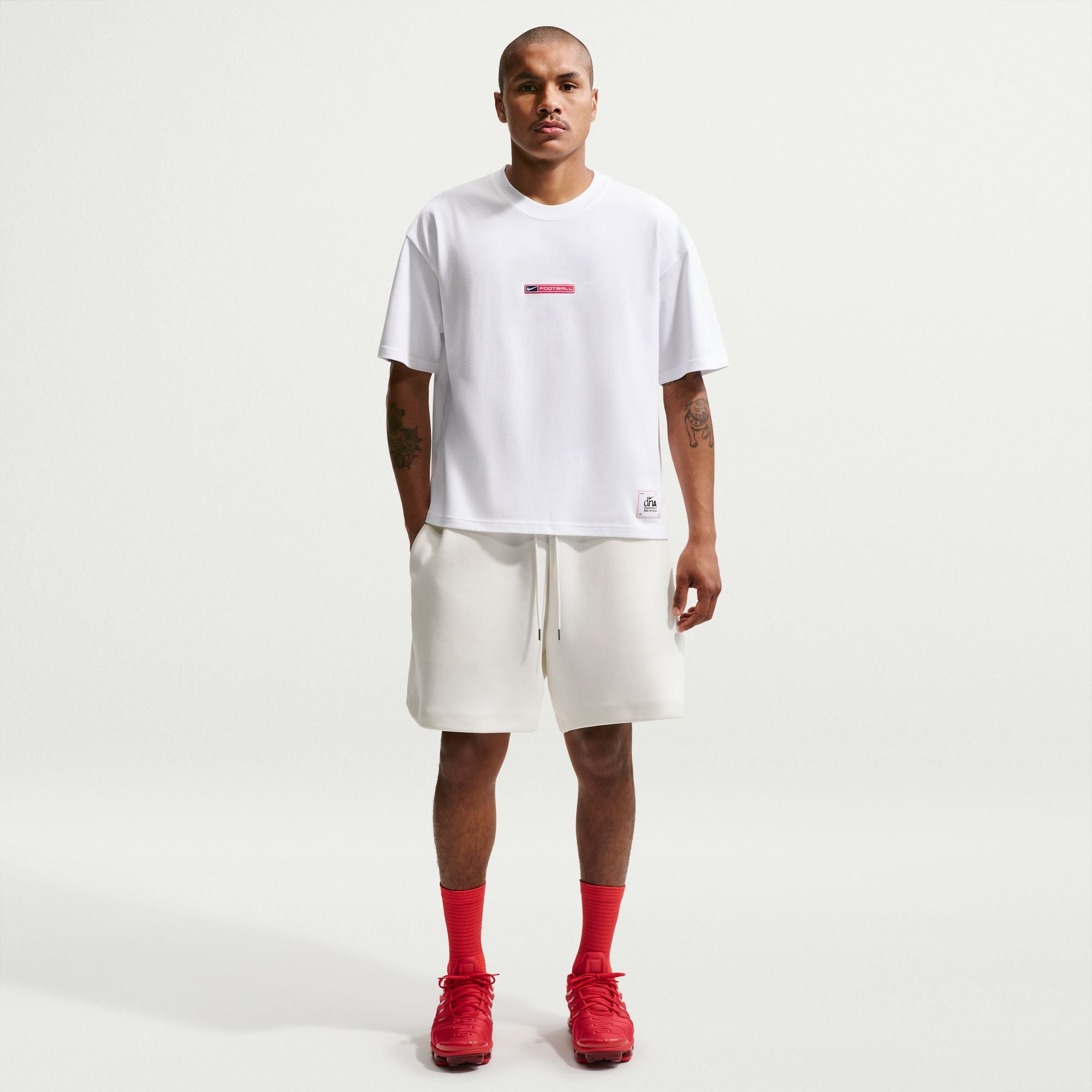 Nike Sportswear Straight Fit T-Shirt