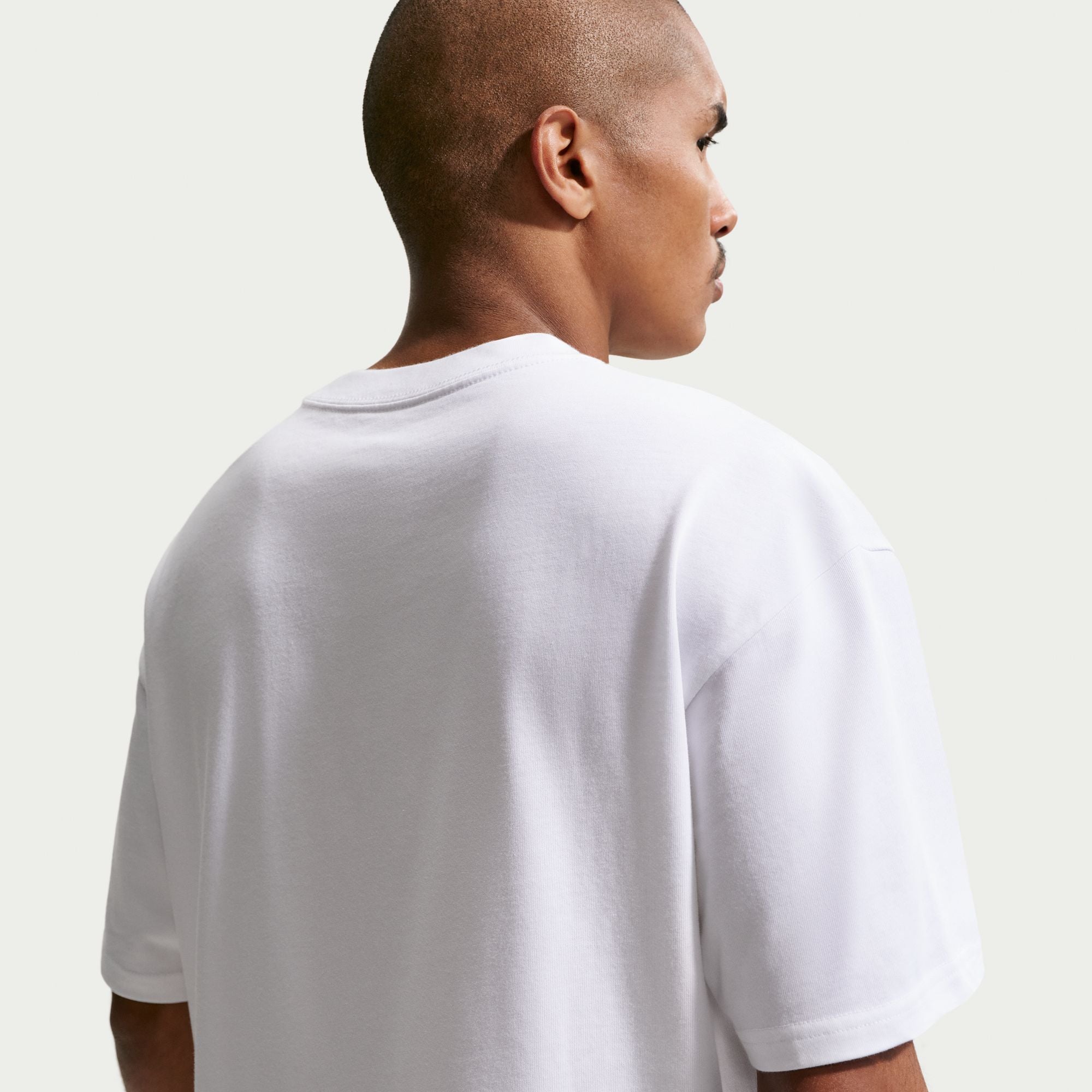 Nike Sportswear Straight Fit T-Shirt