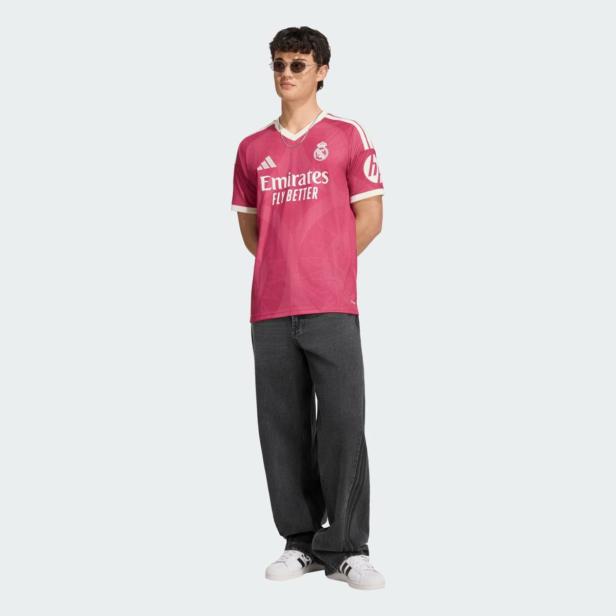 Real Madrid 2026/27 Third Straight Fit Stadium Shirt